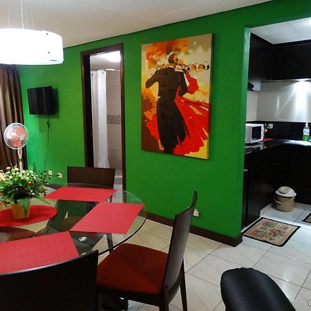 Manila Bay Serviced Apartments Экстерьер фото
