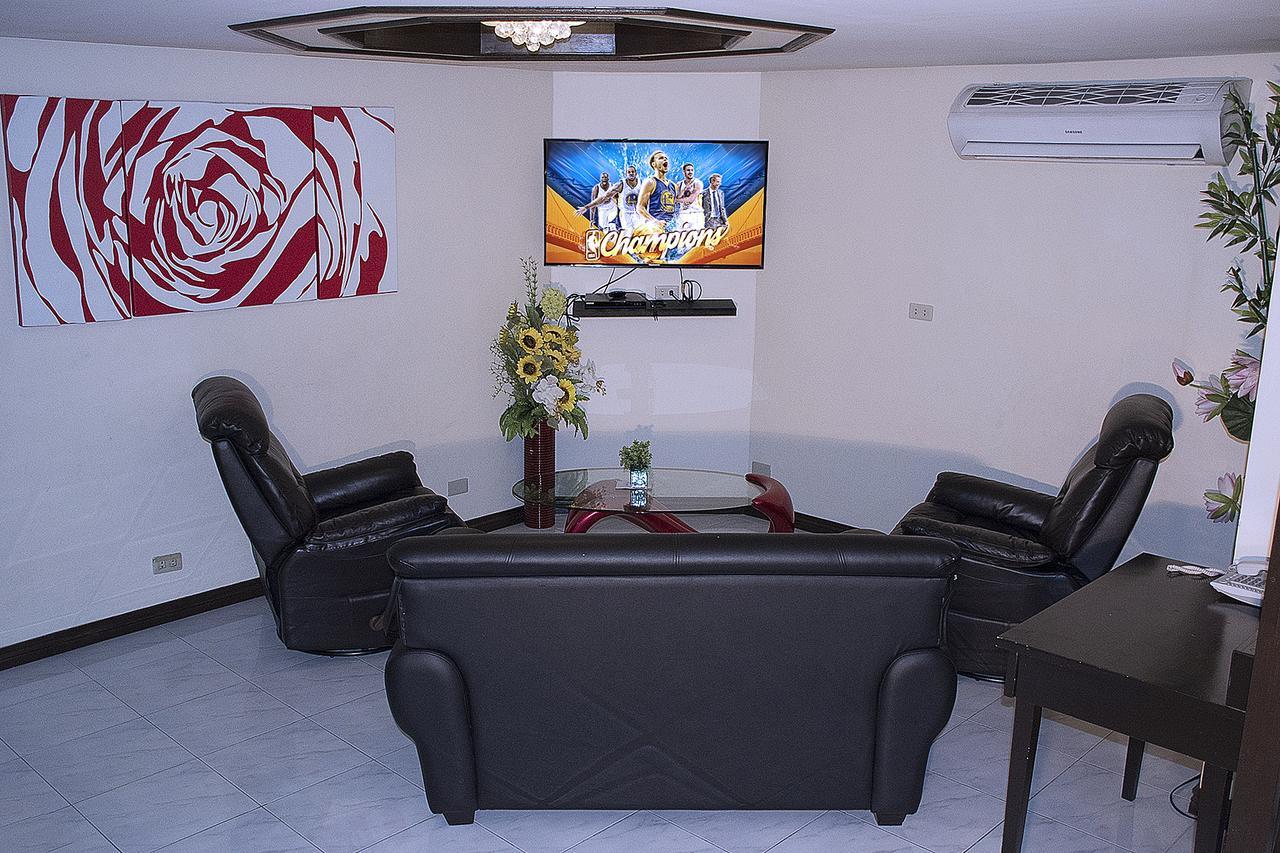 Manila Bay Serviced Apartments Экстерьер фото