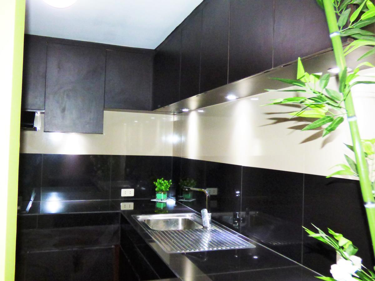 Manila Bay Serviced Apartments Экстерьер фото