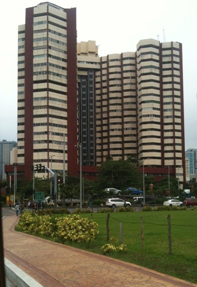 Manila Bay Serviced Apartments Экстерьер фото