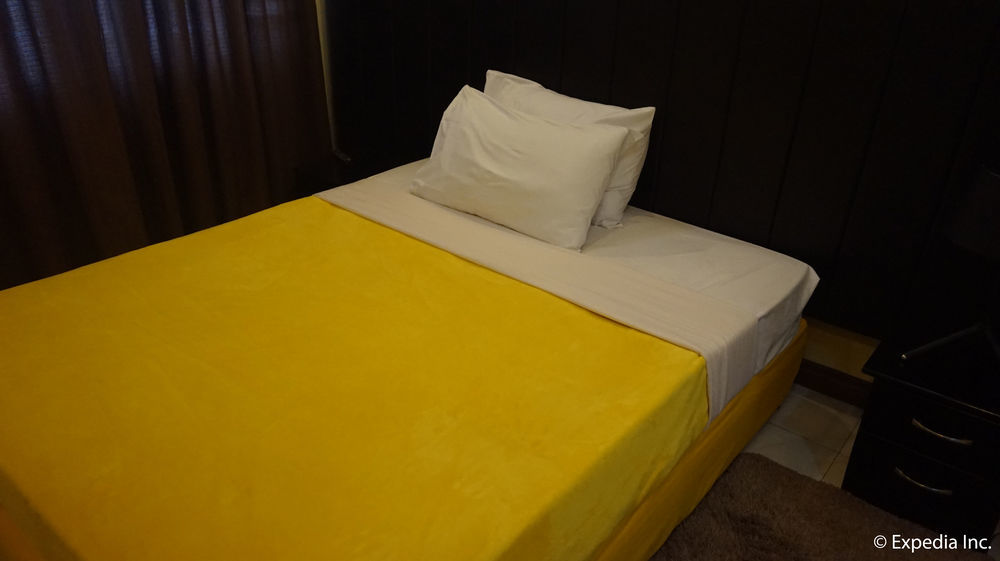 Manila Bay Serviced Apartments Экстерьер фото