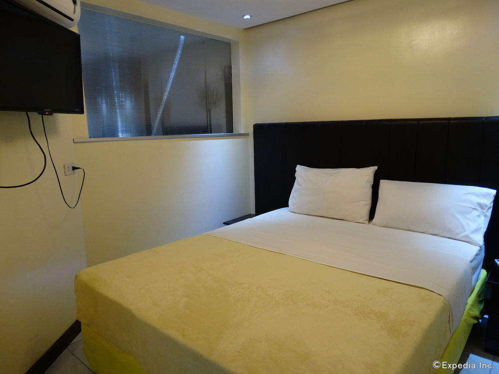 Manila Bay Serviced Apartments Экстерьер фото