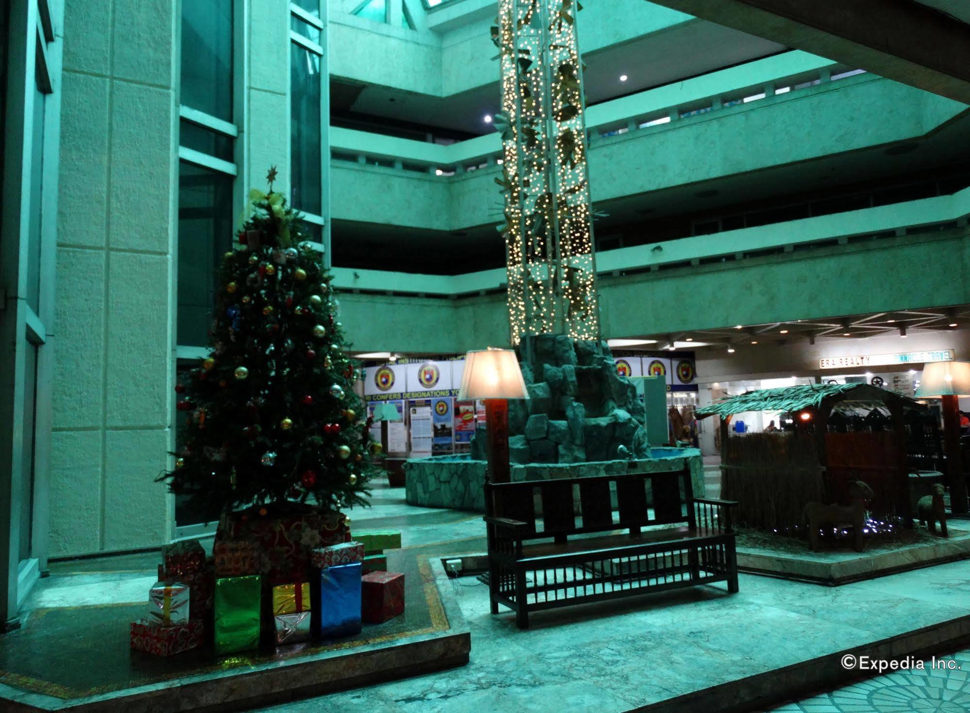 Manila Bay Serviced Apartments Экстерьер фото