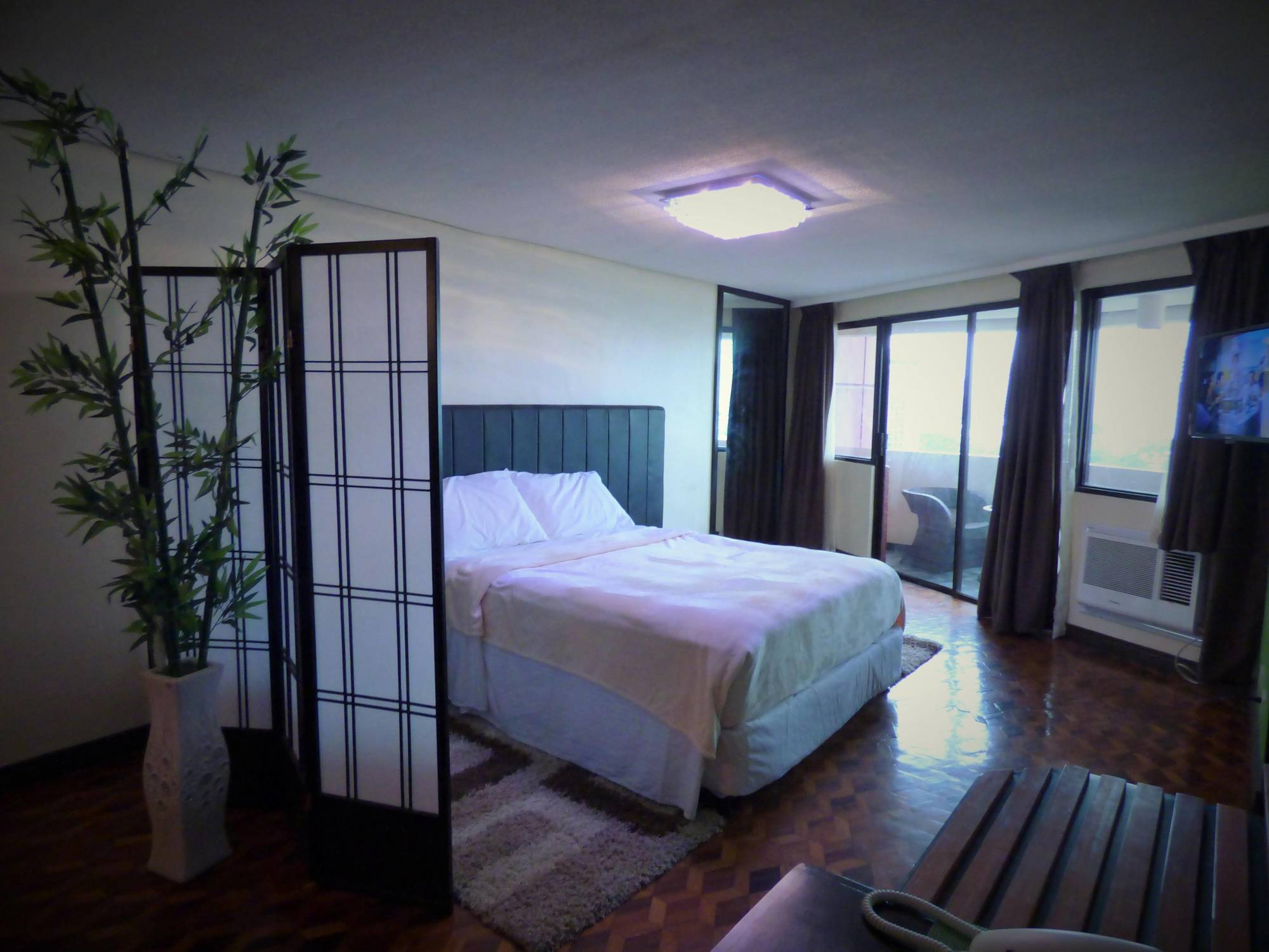 Manila Bay Serviced Apartments Экстерьер фото
